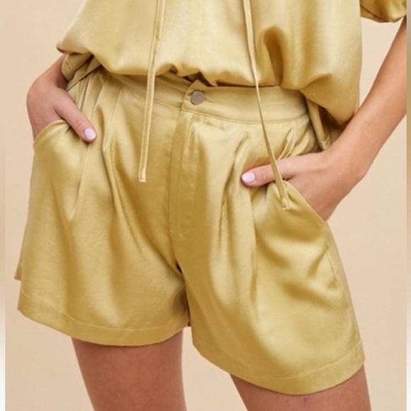 Pants - NWT Women's Gold Satin Shorts